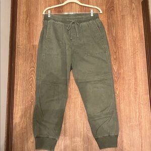 GAP Women's Green Utility Jogger Pants